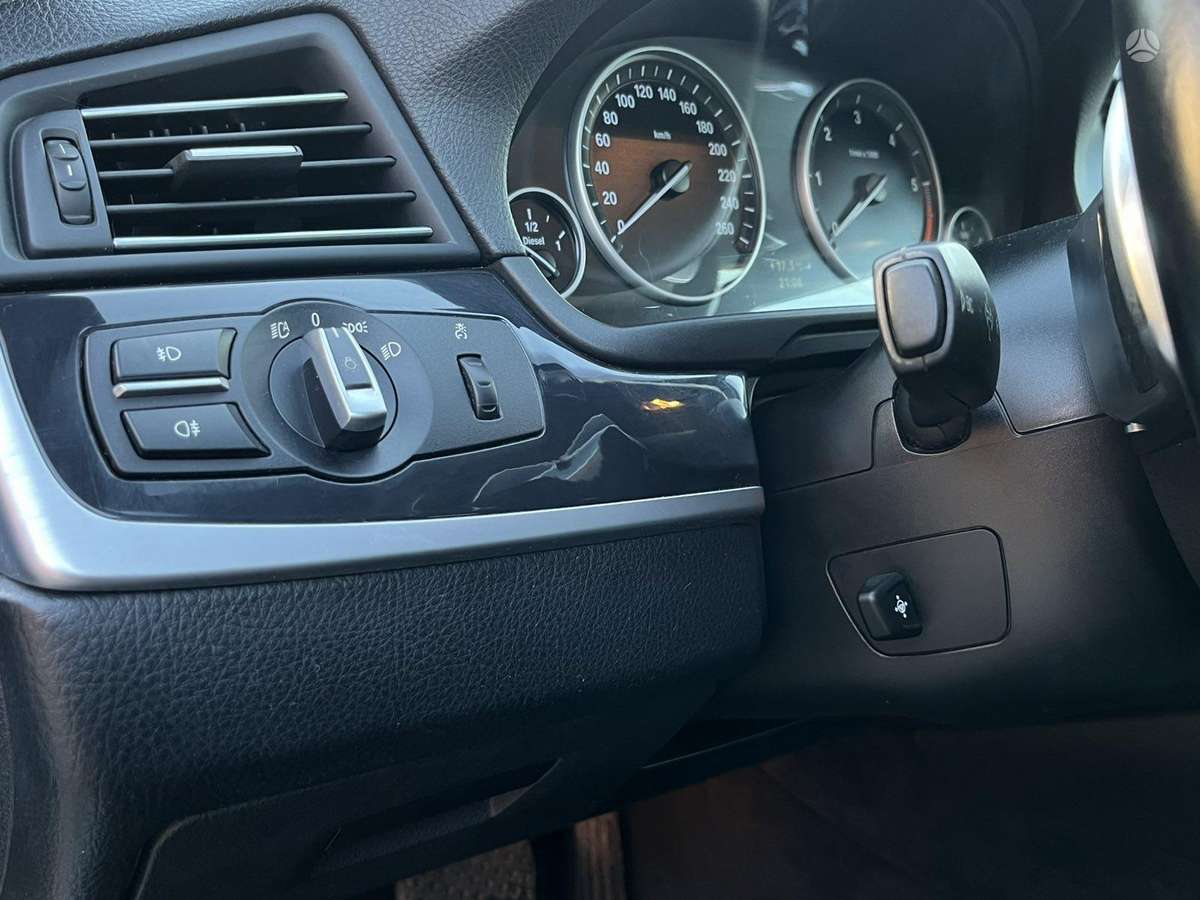 BMW 520, 2.0 l., Седан