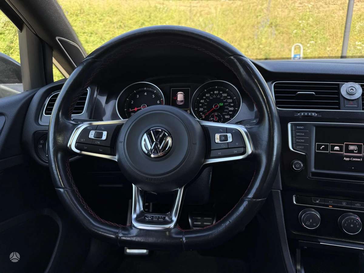 Volkswagen Golf, 2.0 l., hatchback
