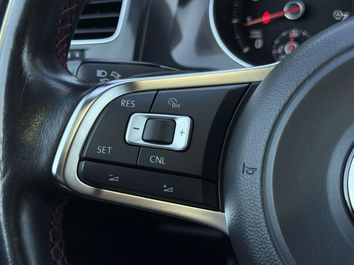 Volkswagen Golf, 2.0 l., hatchback