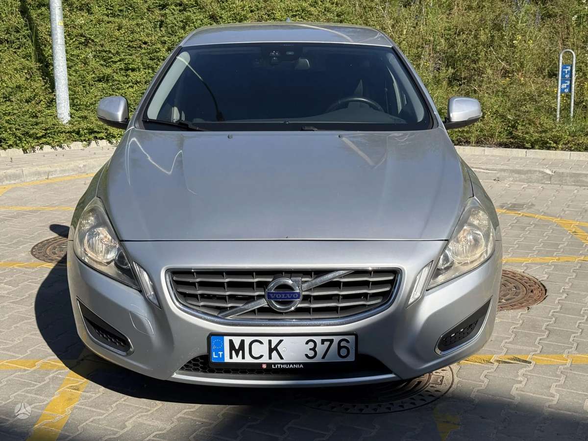 Volvo V60, 2.0 l., Универсал