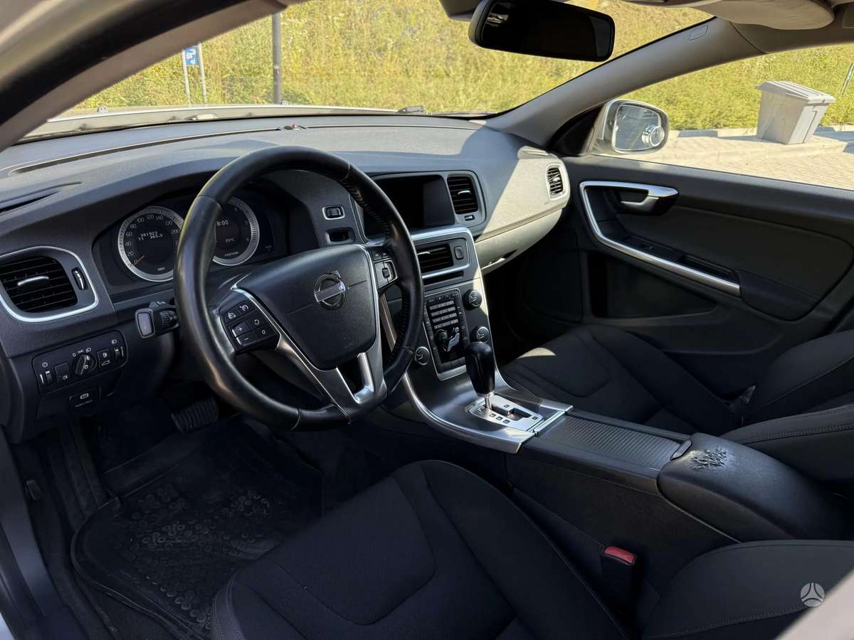 Volvo V60, 2.0 l., Универсал