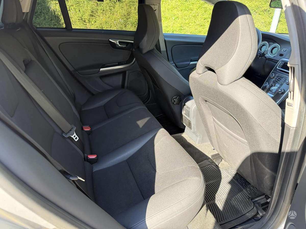 Volvo V60, 2.0 l., Универсал