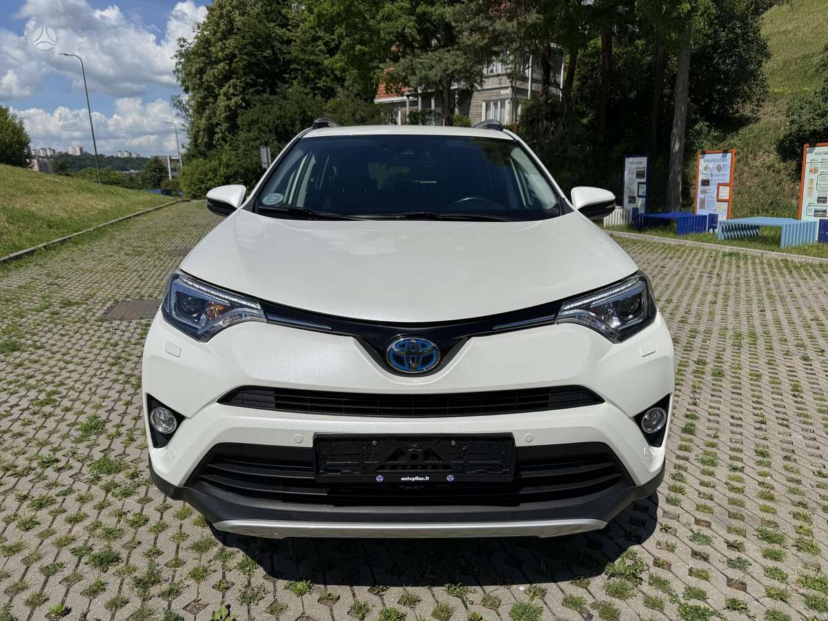 Toyota RAV4 - 3