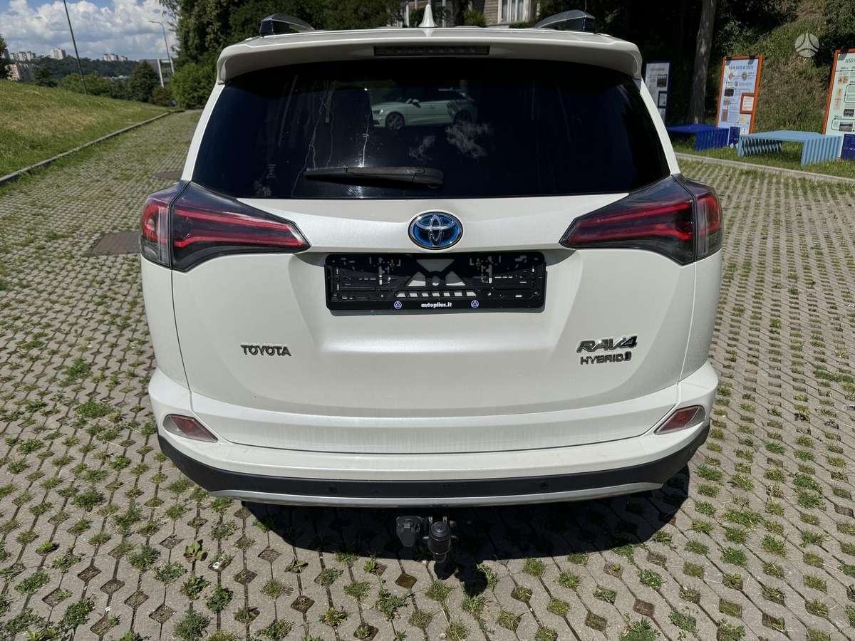 Toyota RAV4 - 7