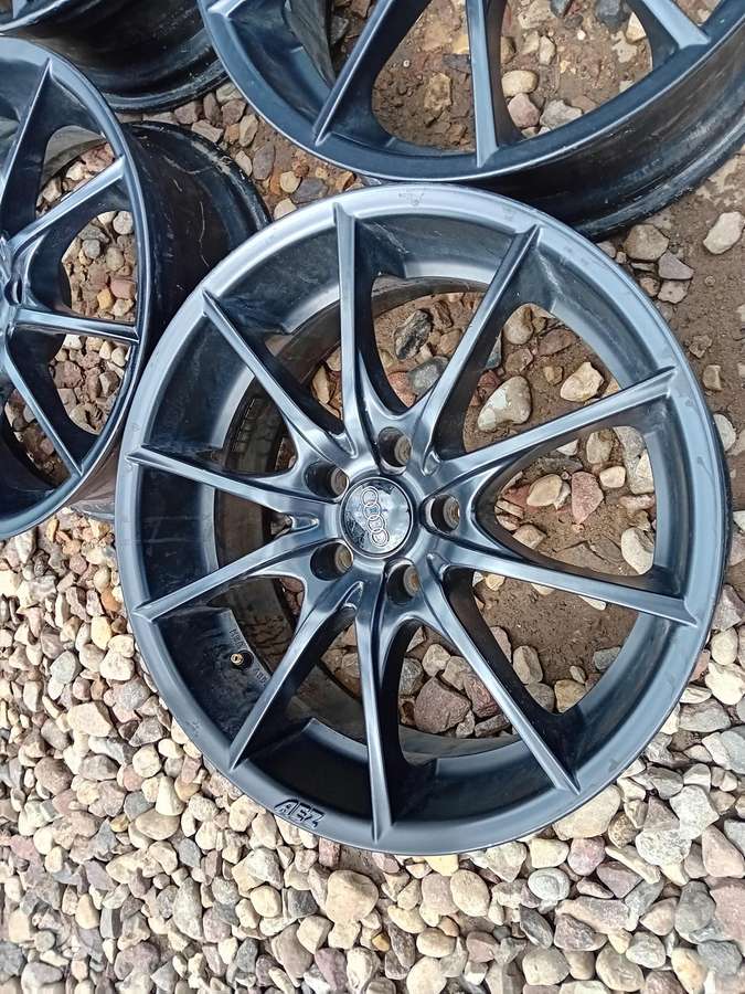 Audi, lengvojo lydinio, R18