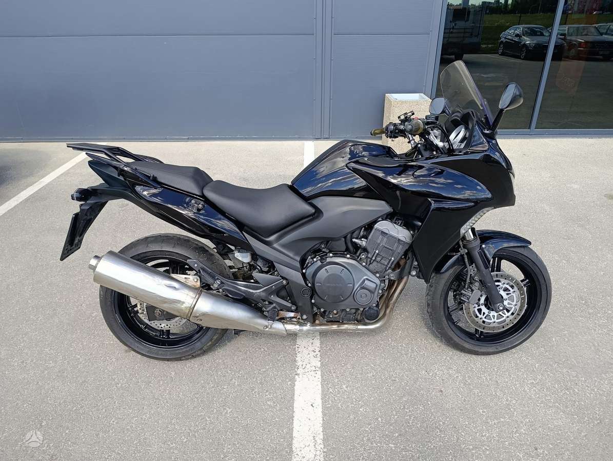 Honda CBF 1000cc, street / classic