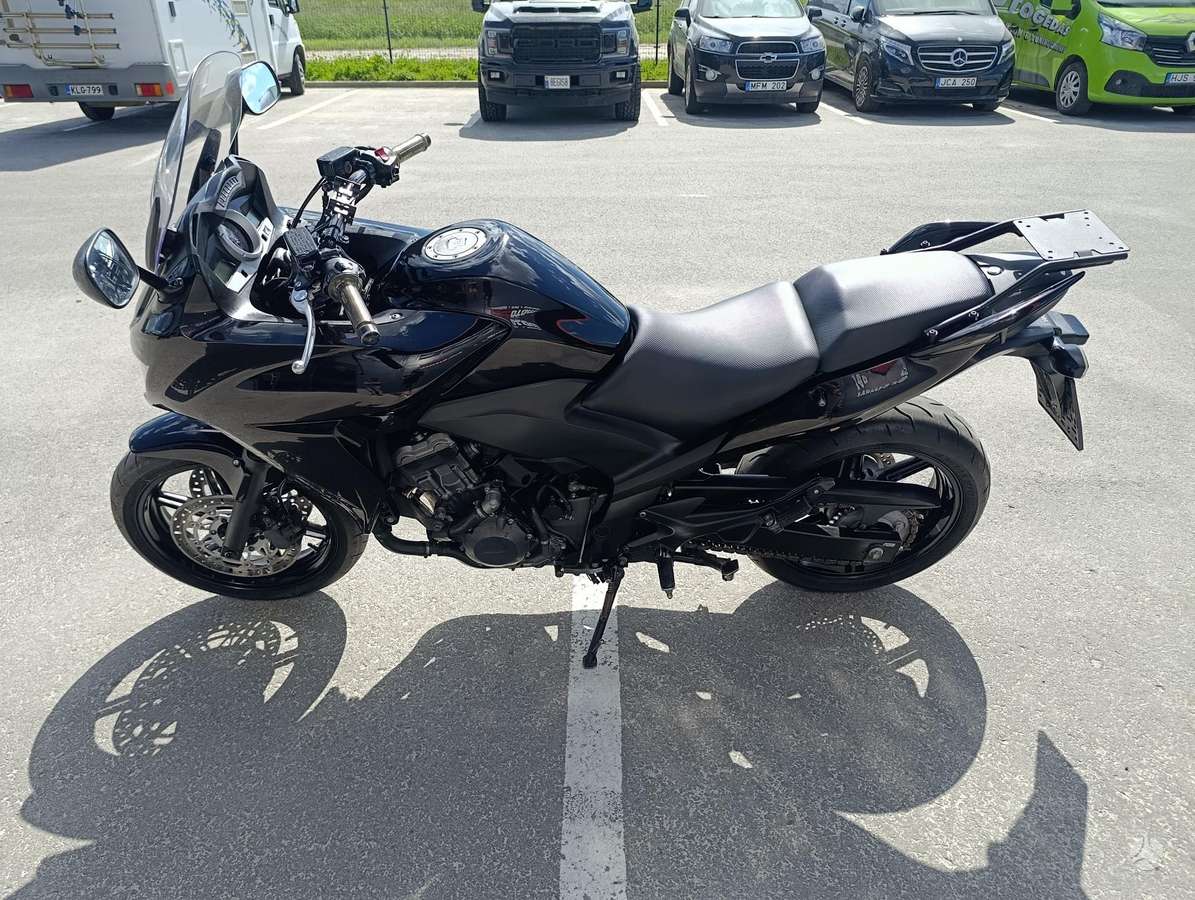 Honda CBF 1000cc, street / classic