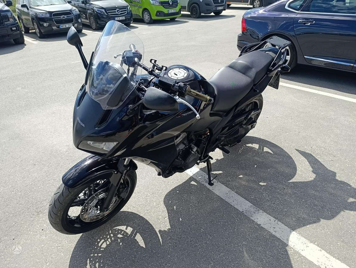 Honda CBF 1000cc, street / classic
