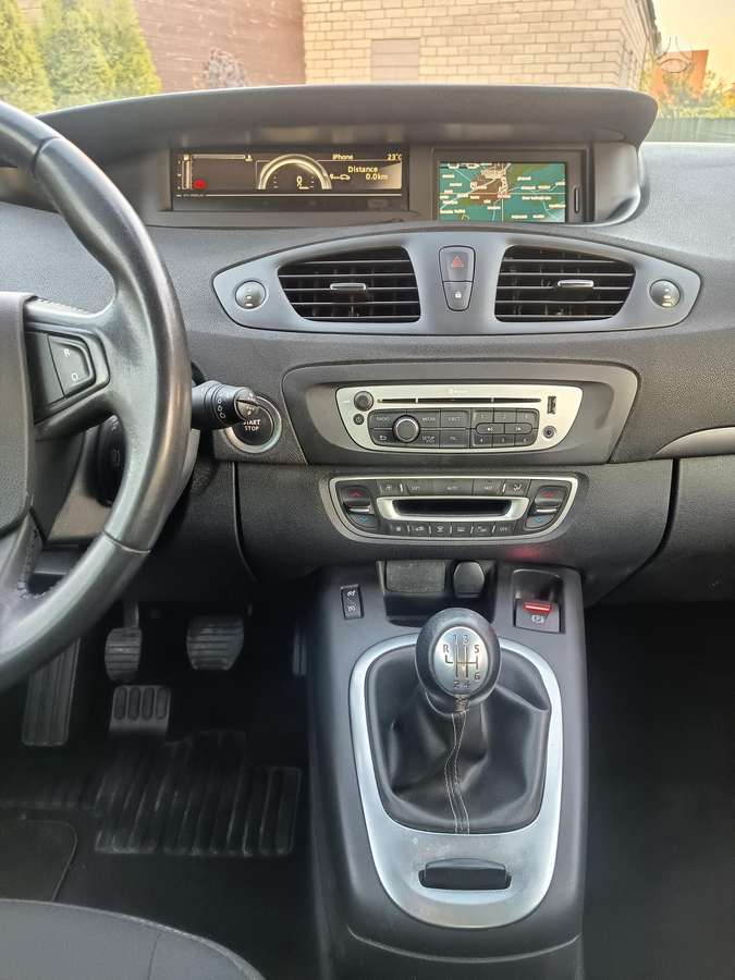 Renault Scenic, 1.2 l., Минивэн