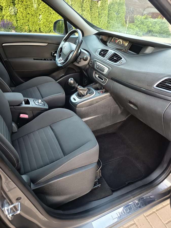 Renault Scenic, 1.2 l., Минивэн