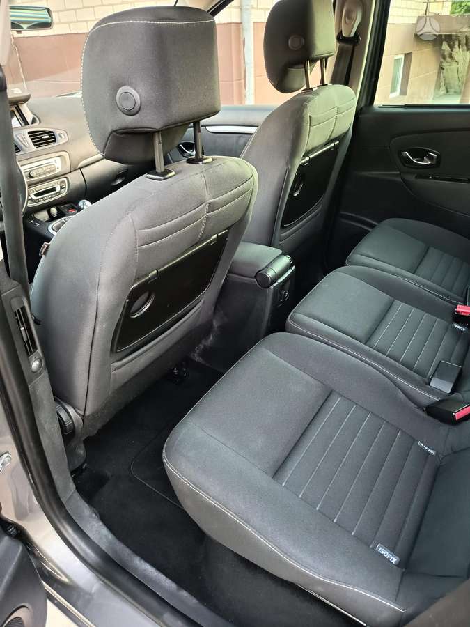 Renault Scenic, 1.2 l., Минивэн
