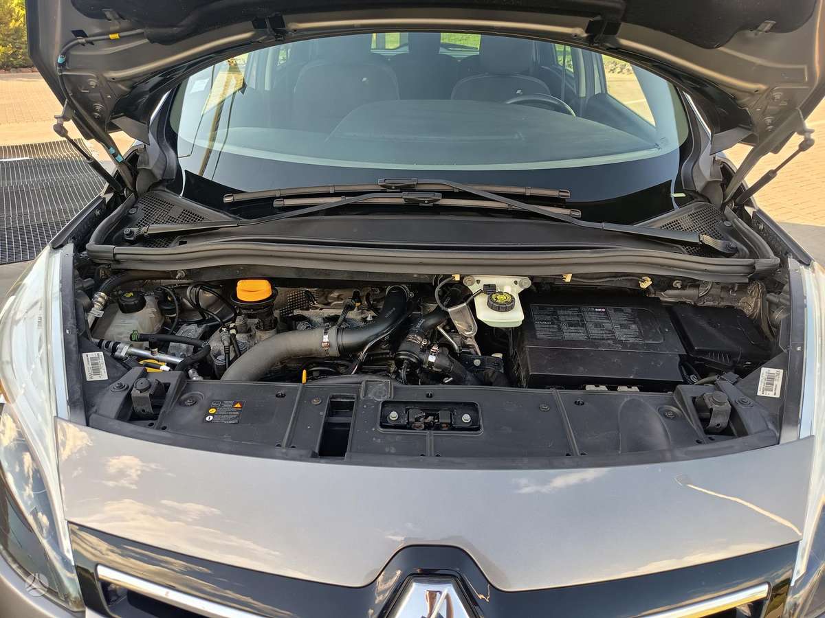 Renault Scenic, 1.2 l., Минивэн