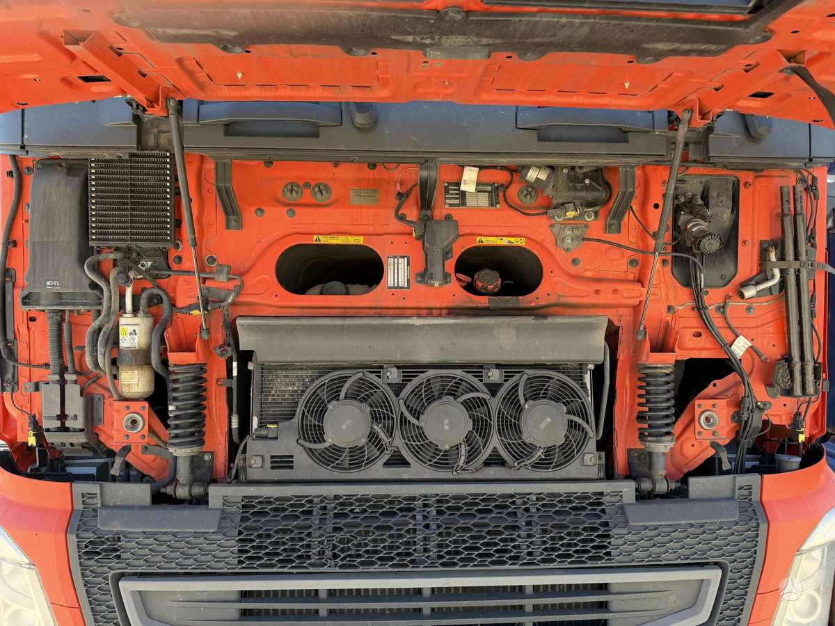 Volvo FH 460, dropside with curtains