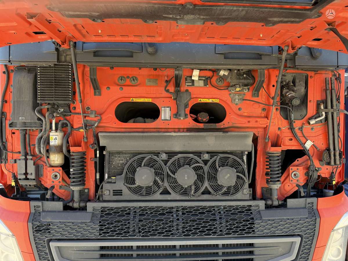 Volvo FH 460 (K4 Motor), бортовые с шторами
