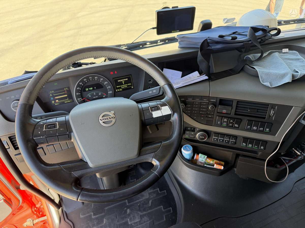 Volvo FH 460 (K4 Motor), бортовые с шторами