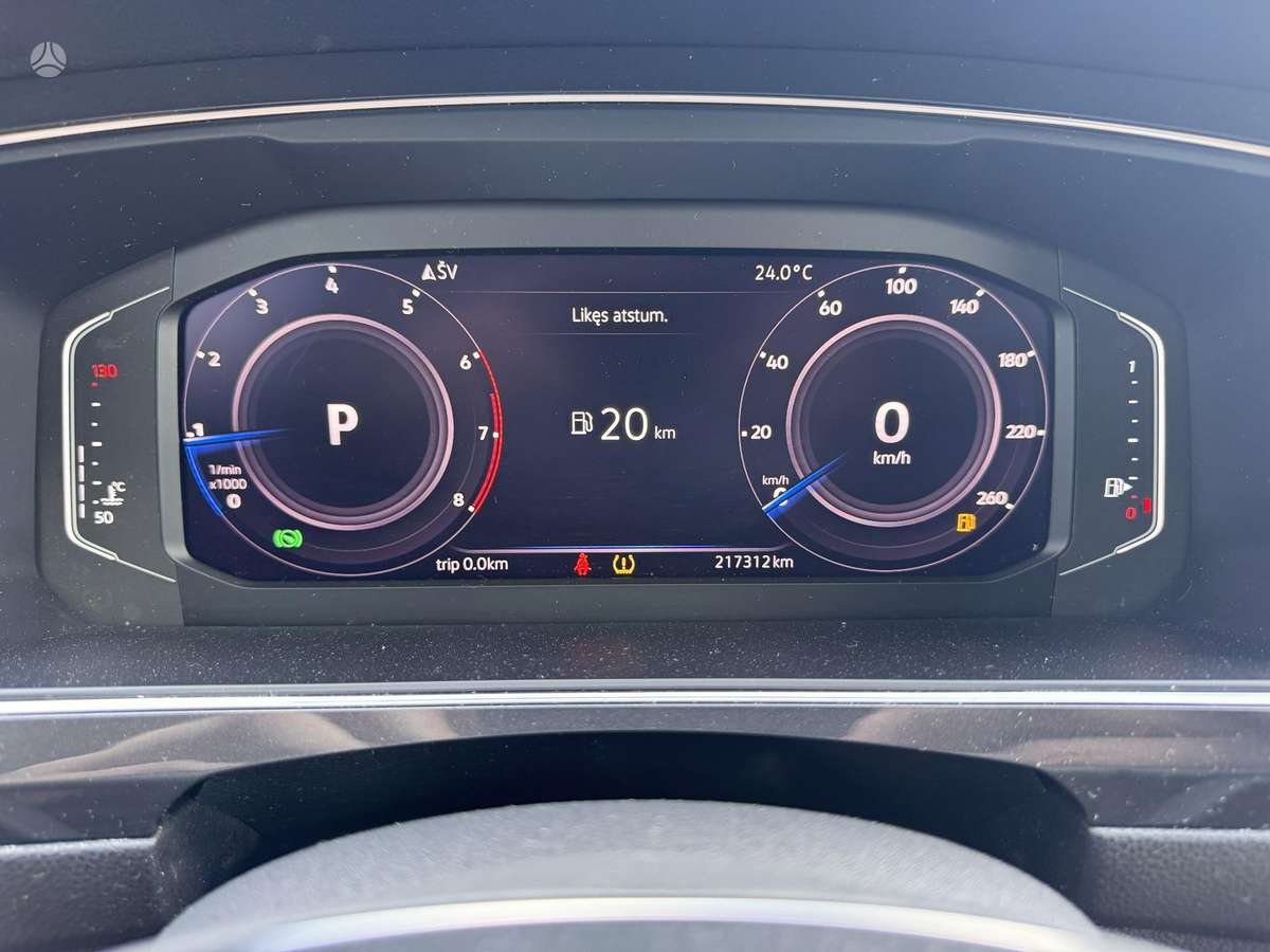 Volkswagen Tiguan Allspace - 11