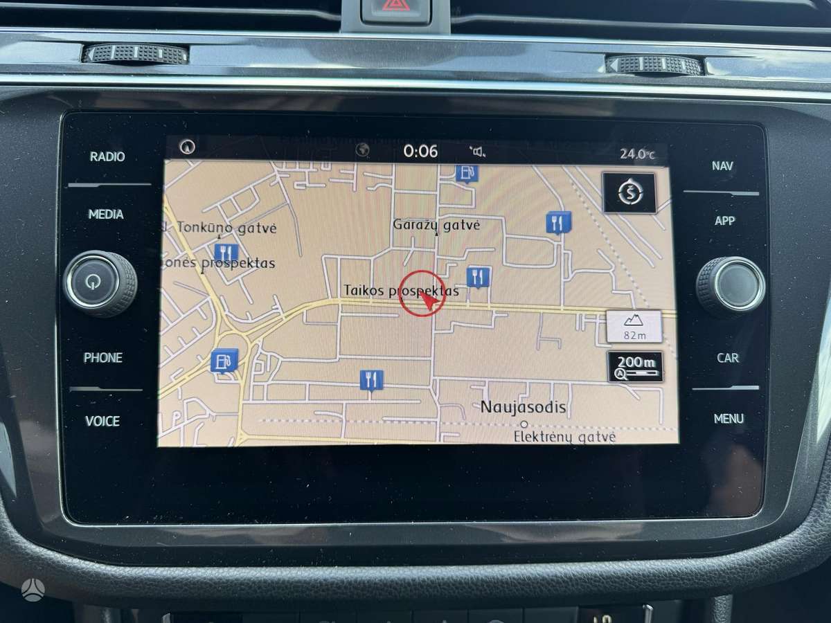 Volkswagen Tiguan Allspace - 12