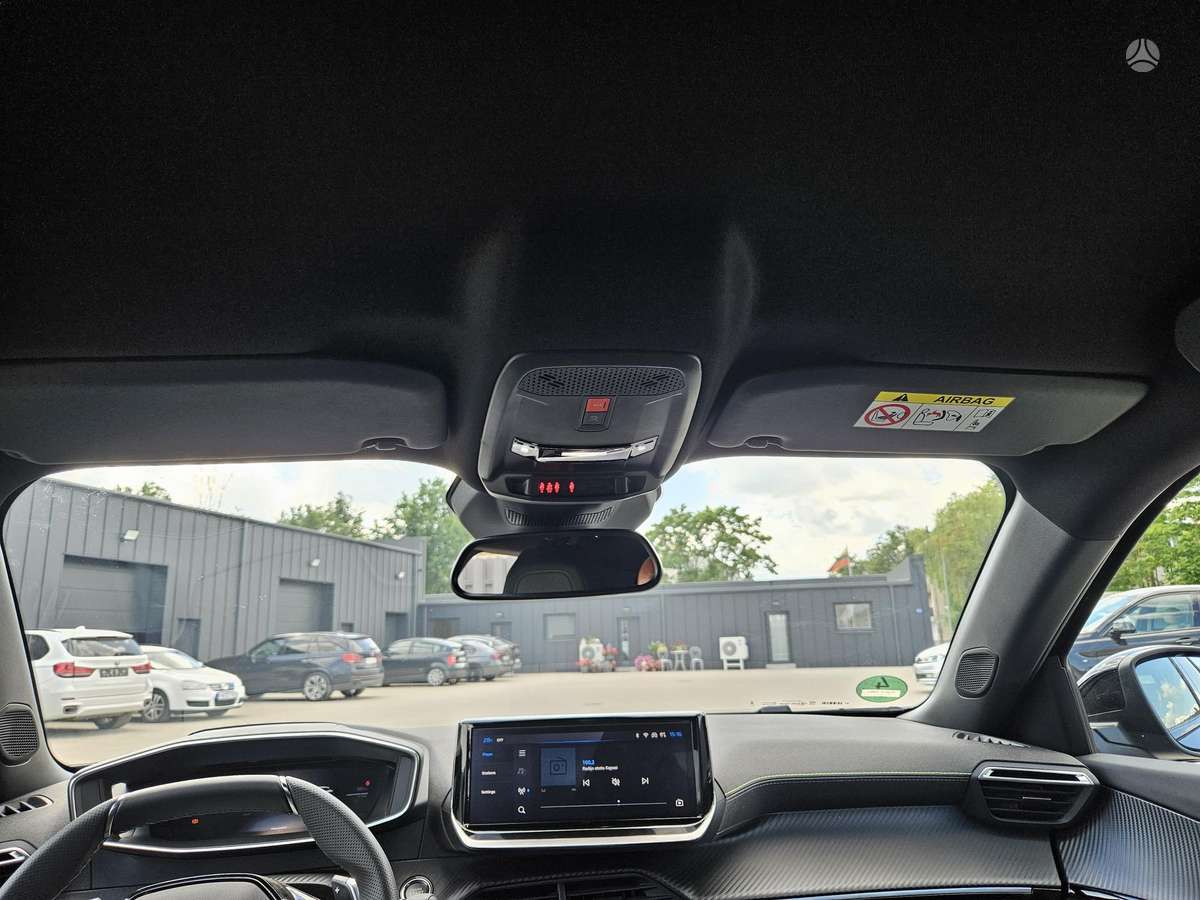 Peugeot 2008 - 10