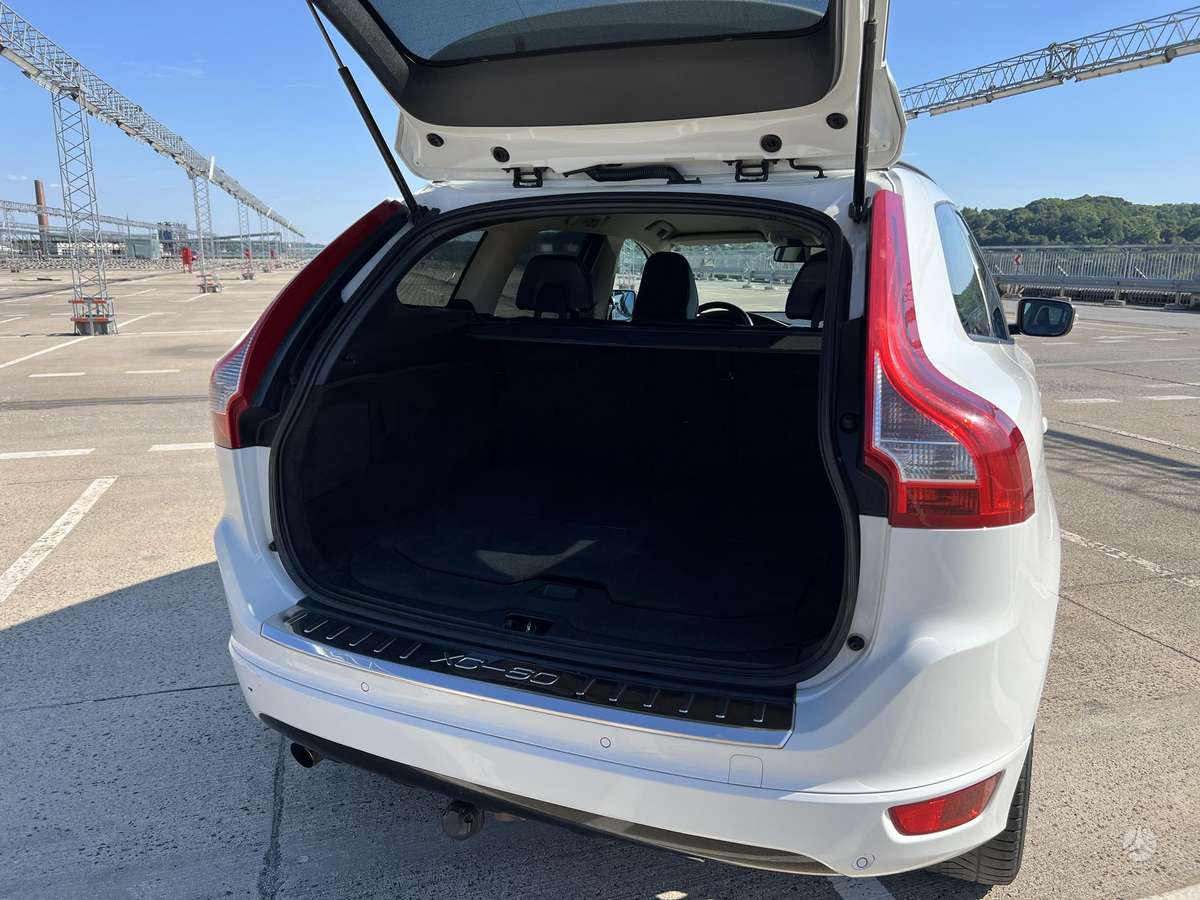 Volvo XC60 - 11