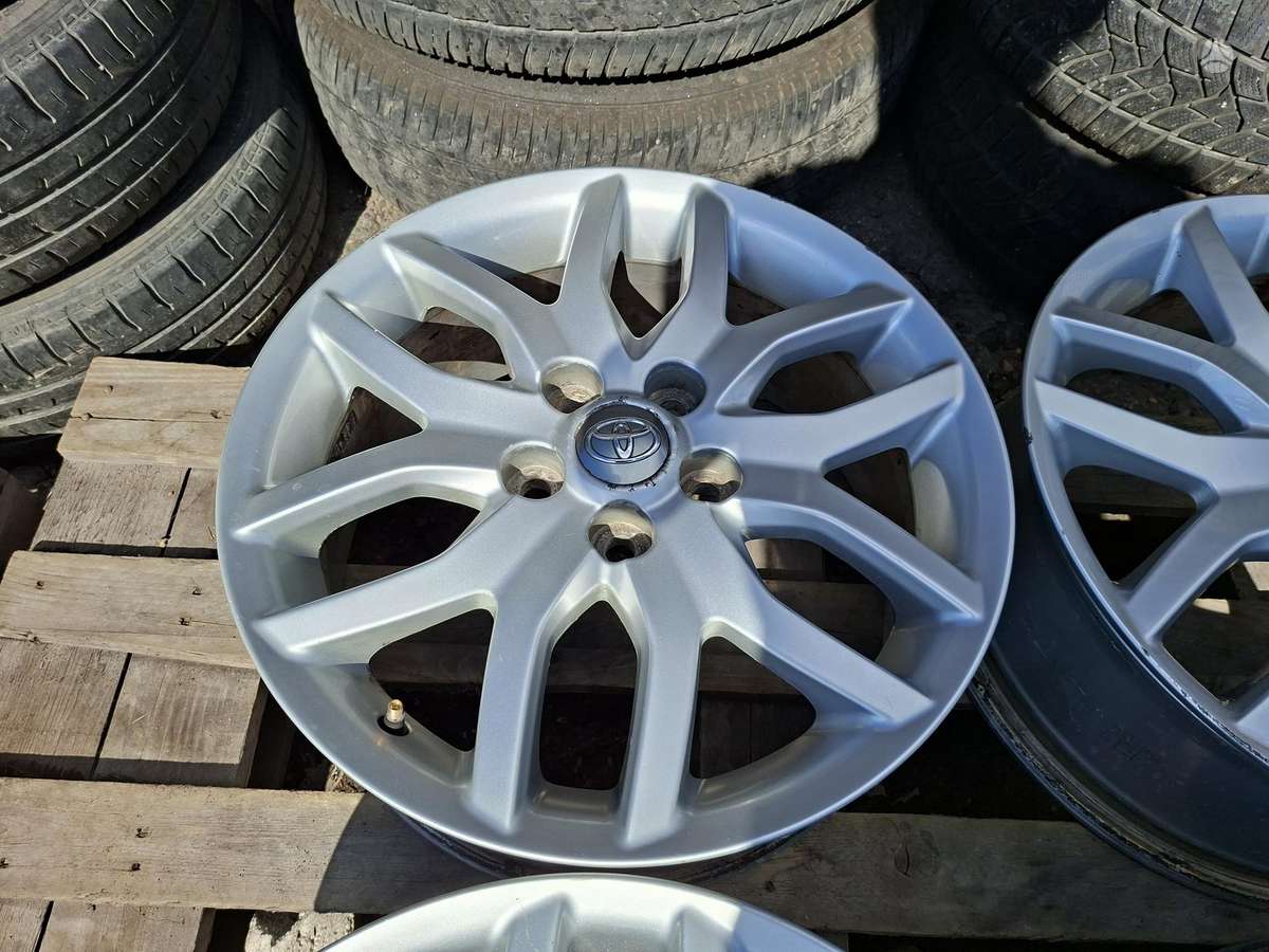 Toyota ET50, легкосплавные , R17