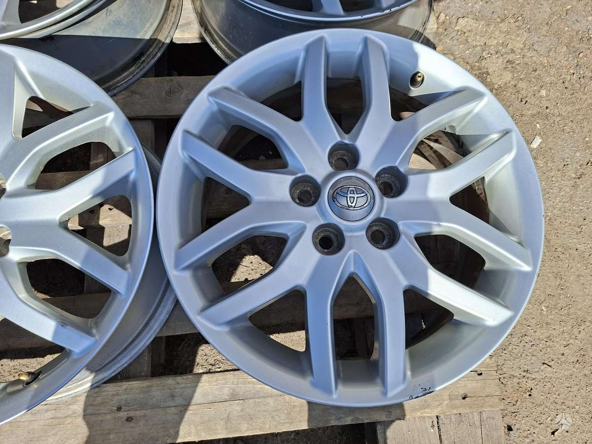 Toyota ET50, легкосплавные , R17