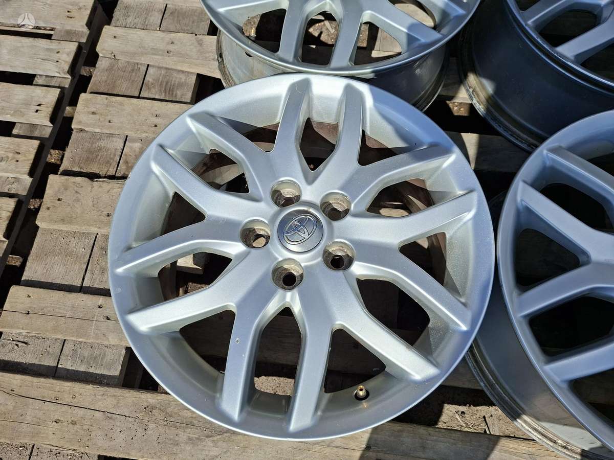 Toyota ET50, легкосплавные , R17