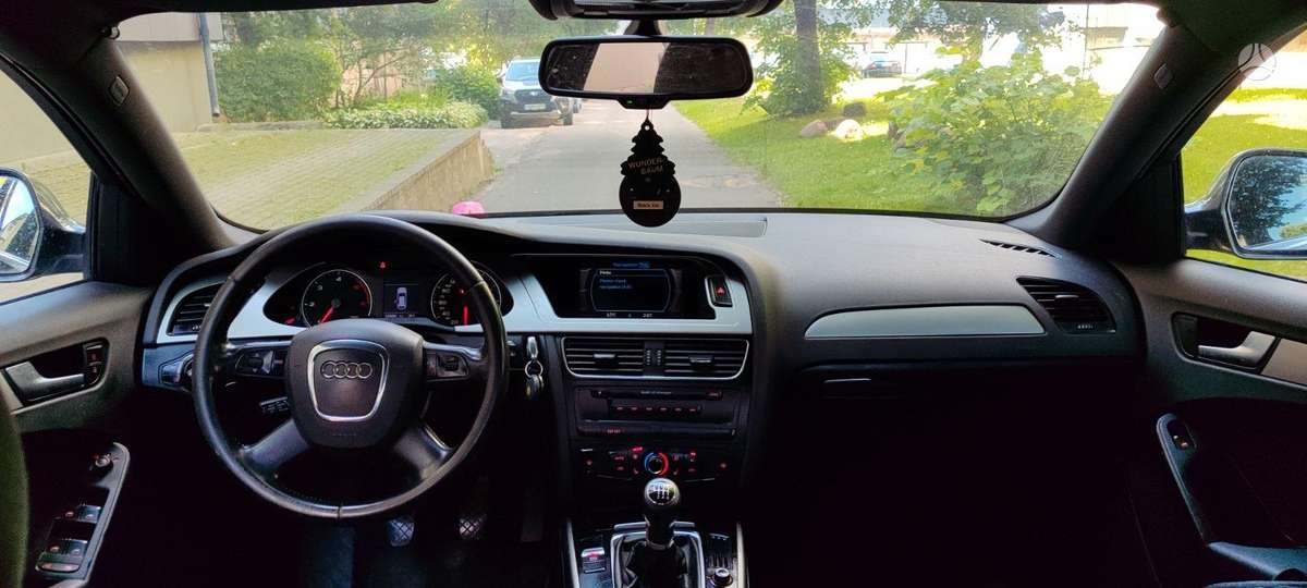 Audi A4, 2.0 l., universalas