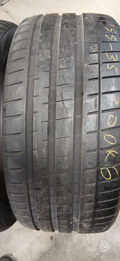 Vredestein, vasarinės 255/35 R20