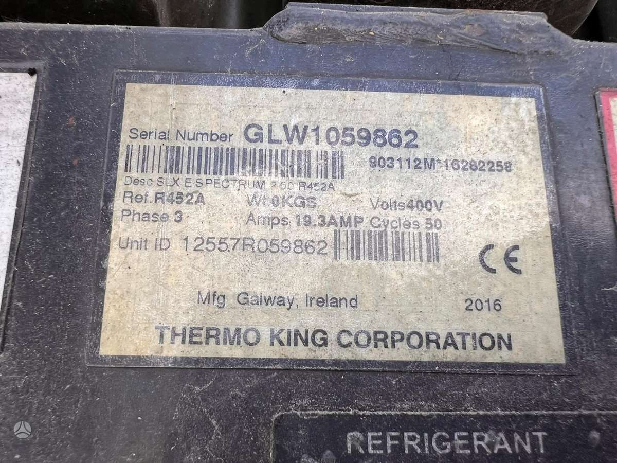 Schmitz SKO 24/L, šaldytuvai