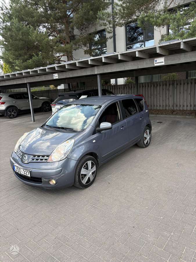 Nissan Note, 1.5 l., hatchback