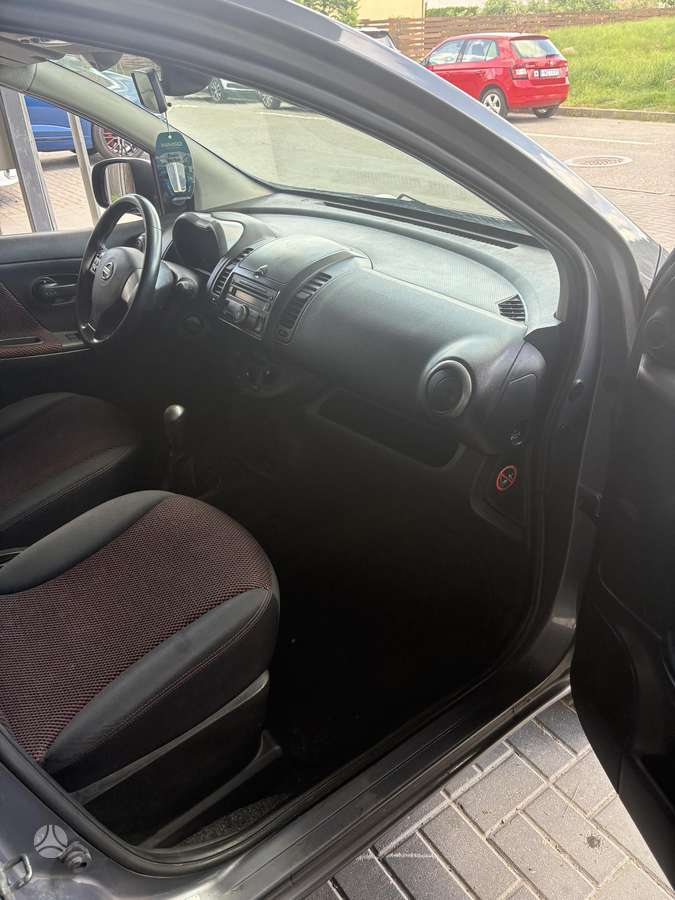 Nissan Note, 1.5 l., Хэтчбек