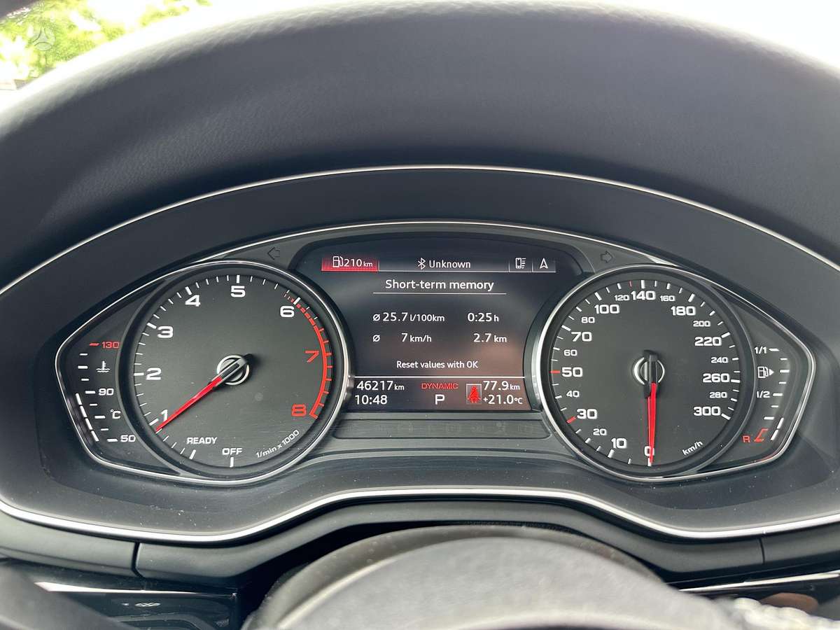 Audi A4, 2.0 l., Универсал