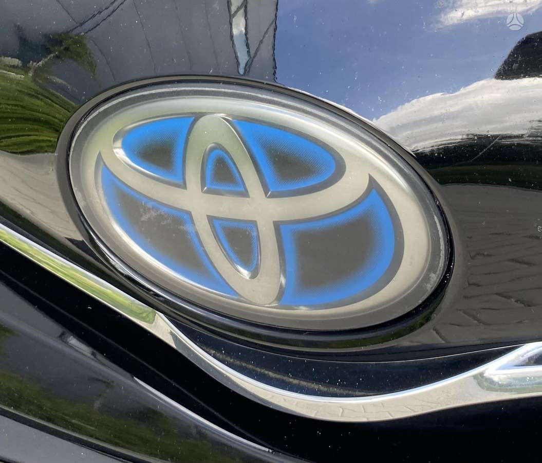 Toyota Prius+ - 6