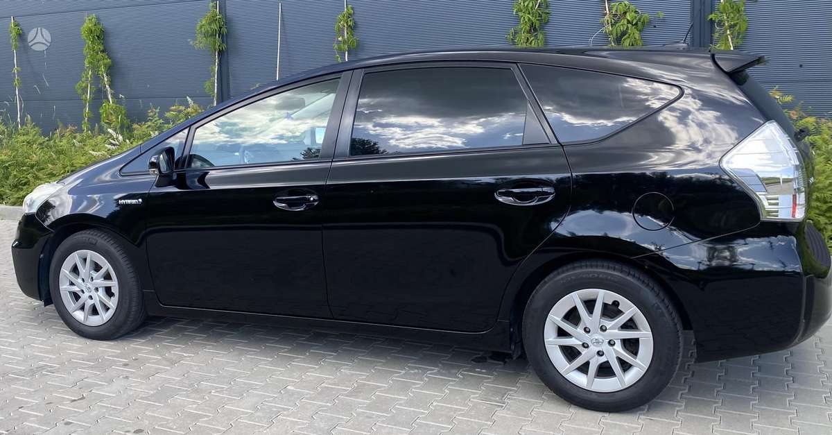 Toyota Prius+ - 3