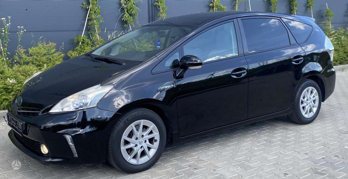 Toyota Prius+ - 4