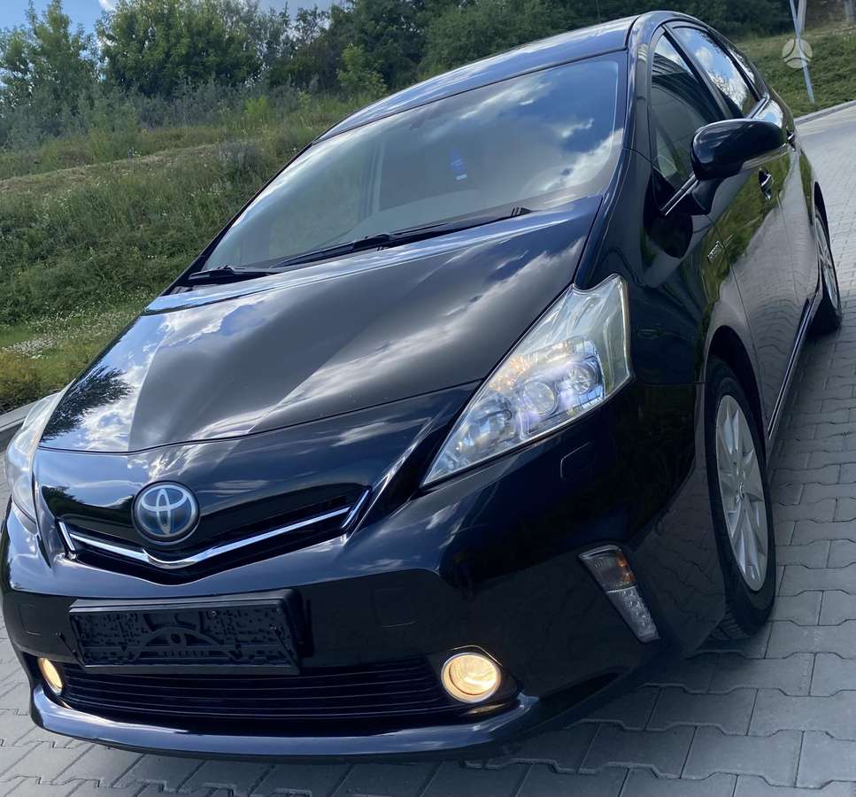 Toyota Prius+ - 5