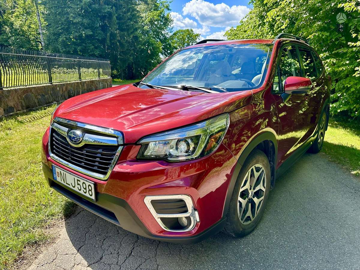 Subaru Forester, 2.5 l., mpv / minivan