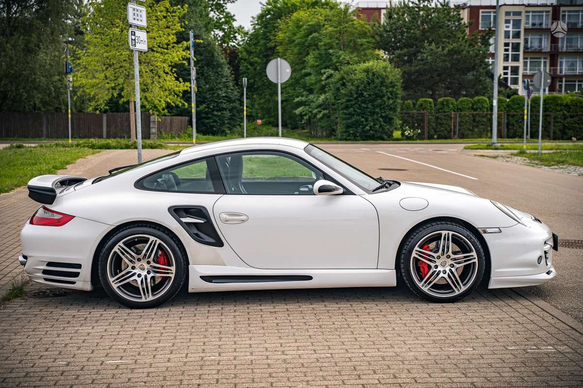 Porsche 911 - 4