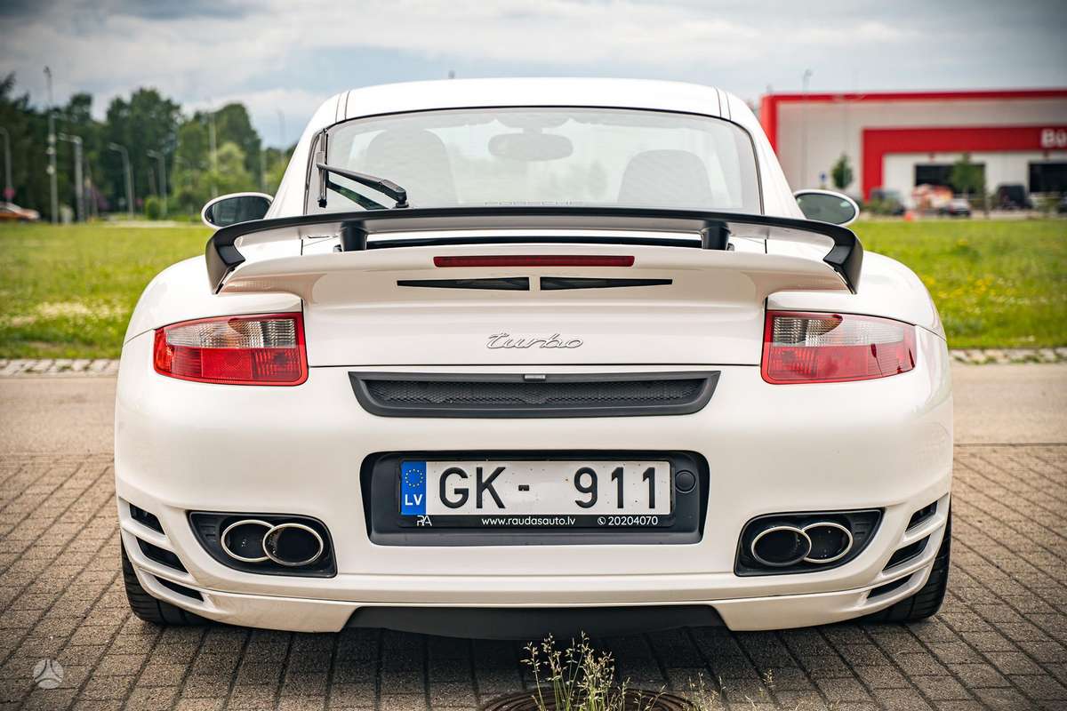Porsche 911 - 6