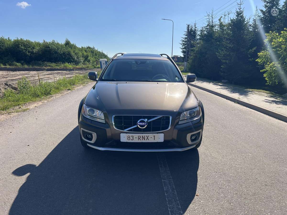 Volvo XC70, 2.0 l., Универсал