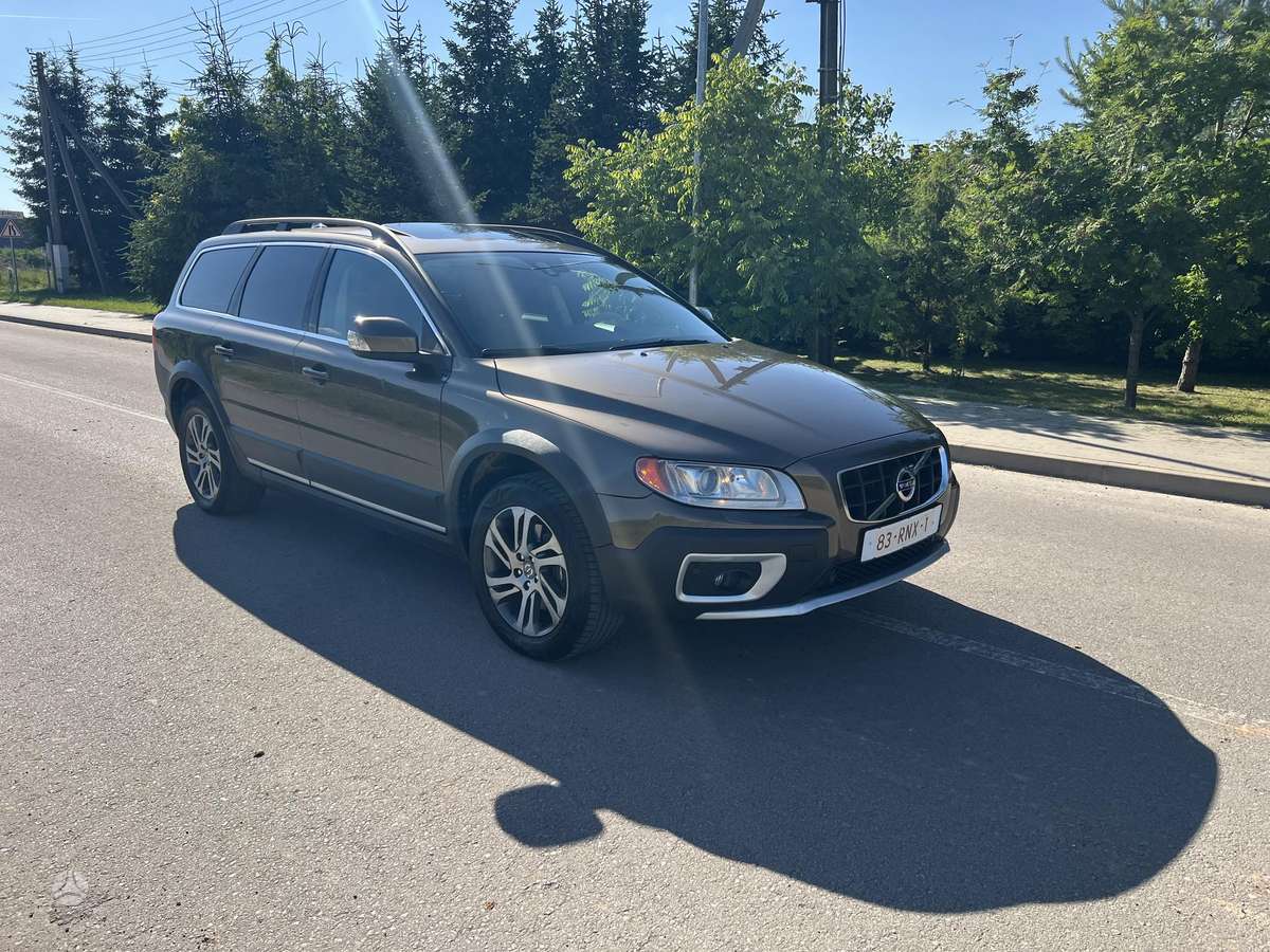 Volvo XC70, 2.0 l., wagon