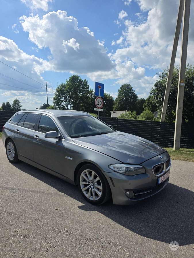 BMW 520, 2.0 l., wagon