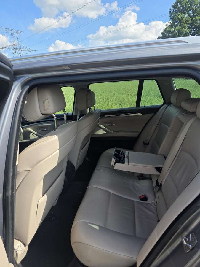 BMW 520, 2.0 l., wagon