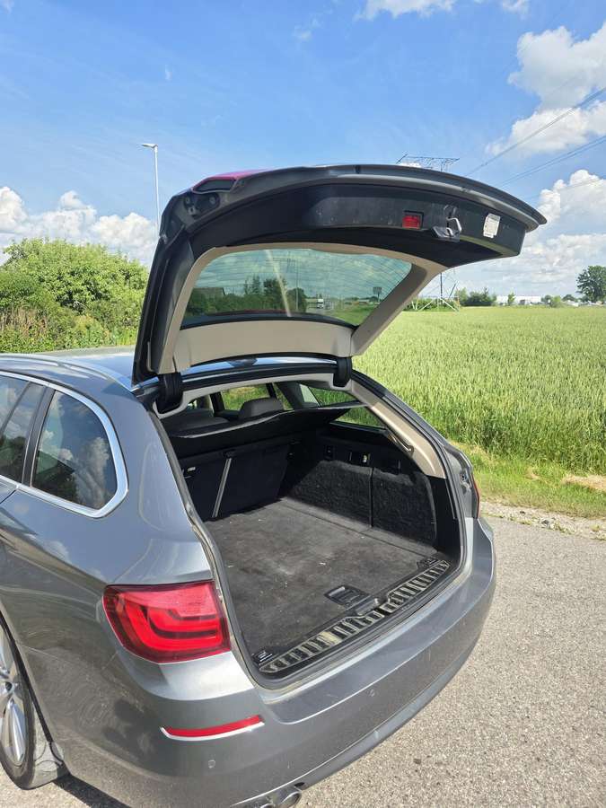 BMW 520, 2.0 l., wagon
