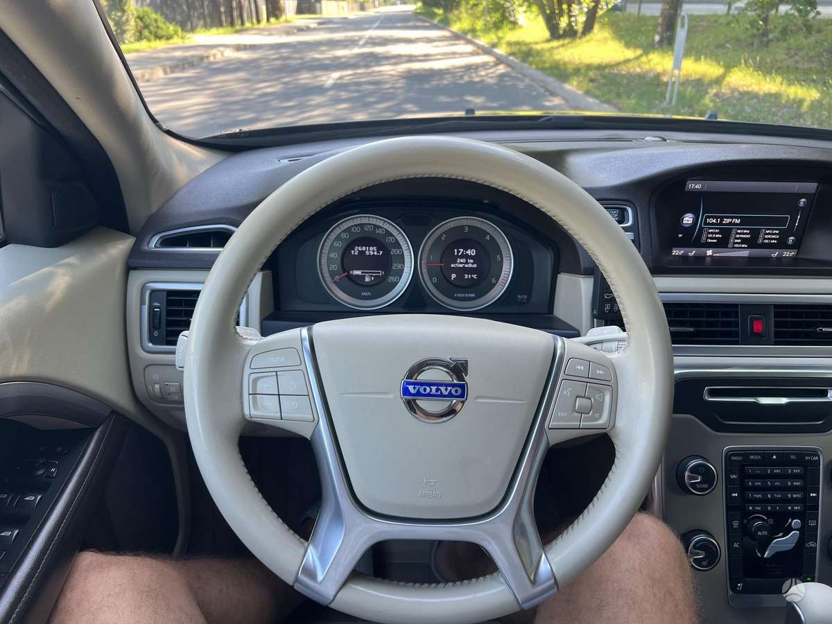 Volvo XC70, 2.0 l., Универсал