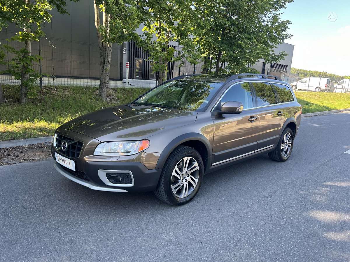 Volvo XC70, 2.0 l., Универсал