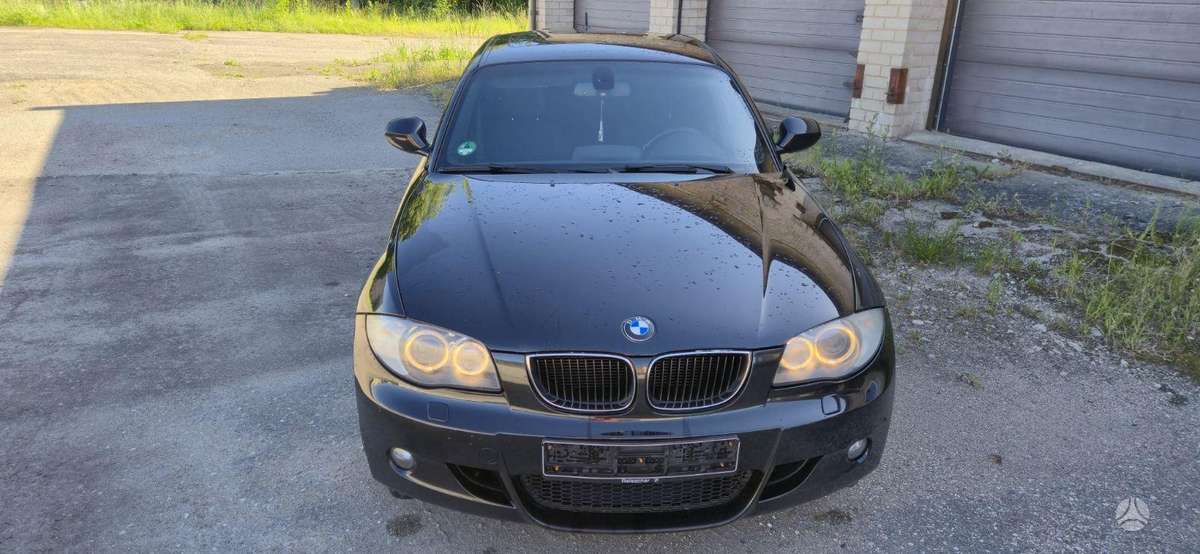 BMW 123, 2.0 l., hatchback