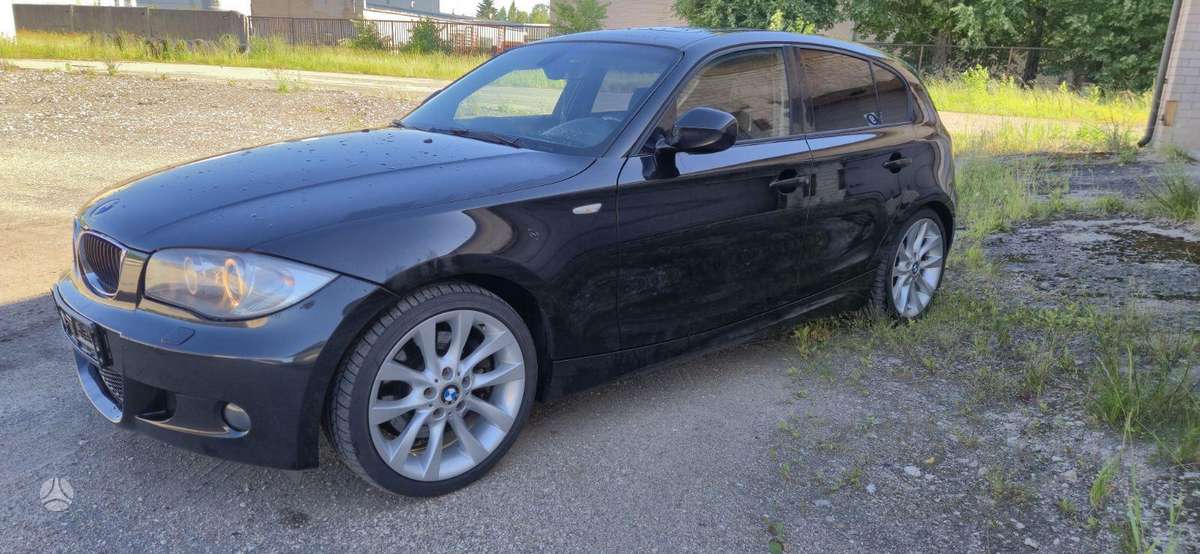 BMW 123, 2.0 l., Хэтчбек