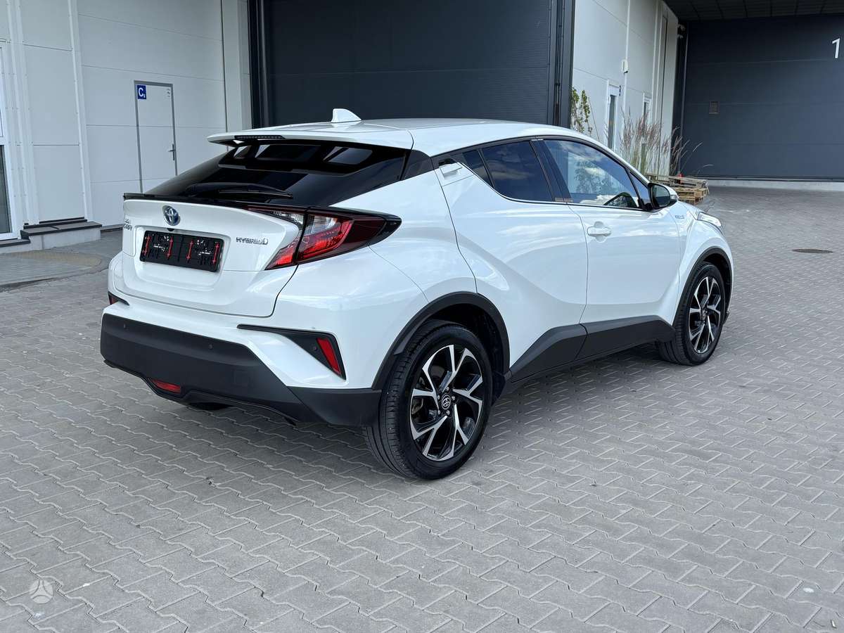 Toyota C-HR - 3