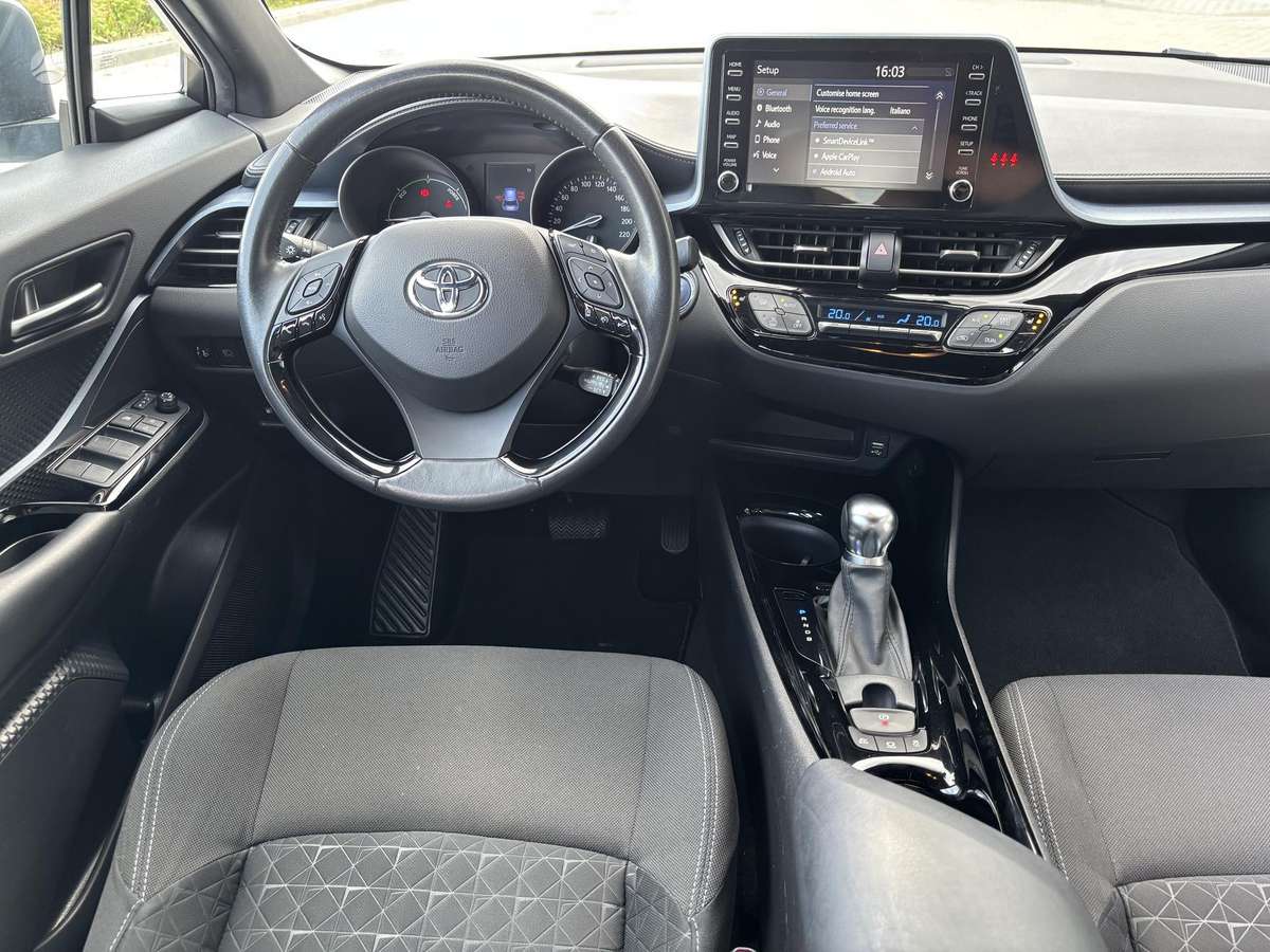 Toyota C-HR - 10